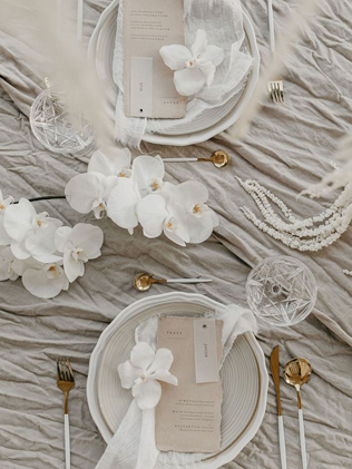 85 идей как сервировать стол на свадьбу 