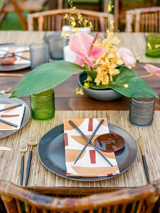 85 идей как сервировать стол на свадьбу 