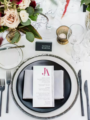 85 идей как сервировать стол на свадьбу 