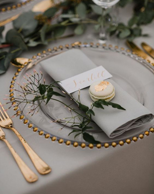 85 идей как сервировать стол на свадьбу 