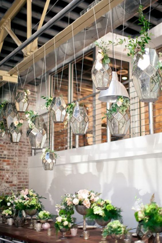 тренды свадебного декора 2019, необычные светильники в декоре свадьбы 