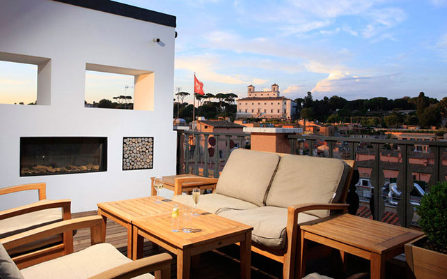 отель Portrait Suites Roma в Риме