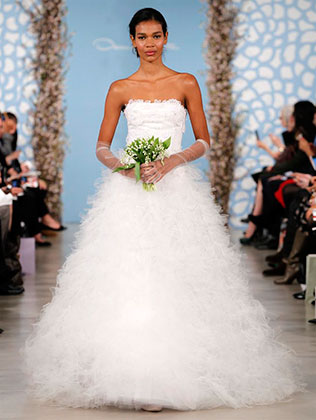 свадебное платье из коллекции Spring 2014 Oscar de la Renta