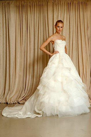 свадебное платье из коллекции Fall 2014 Oscar de la Renta