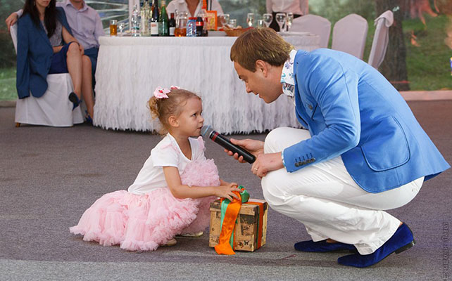 Ведущий Павел Шашлов