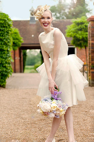 короткие летние свадебные платья