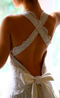 летние свадебные платья с открытой спиной