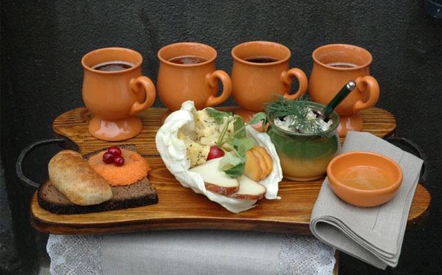 Отель Radi Un Draugi в Риге