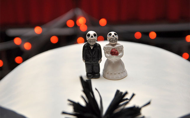 необычные и забавные фигурки для свадебного торта