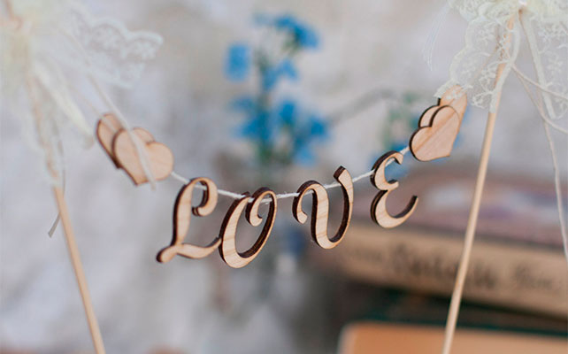 фигурки для свадебного торта в виде надписи