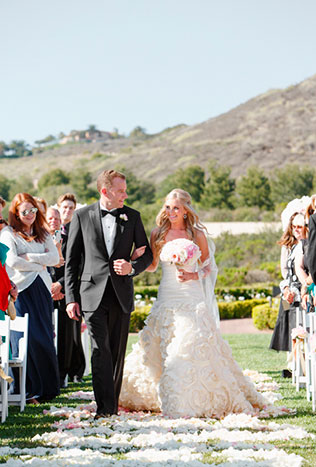 фото невесты с отцом