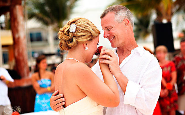 фото невесты с отцом