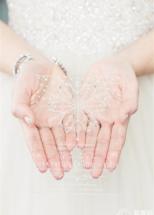 Свадьба в деталях: прозрачное акриловое стекло 