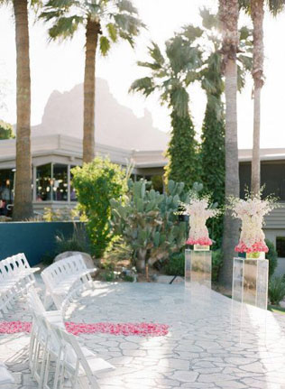 Свадьба в деталях: прозрачное акриловое стекло 