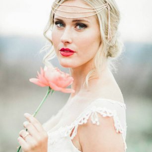 Акцент на губы: 35 безупречных свадебных образов