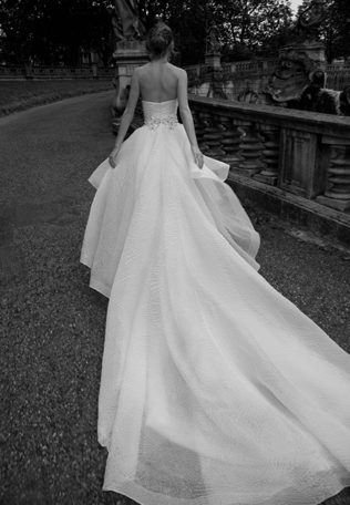 Коллекция свадебных платьев Alessandra Rinaudo 2016 