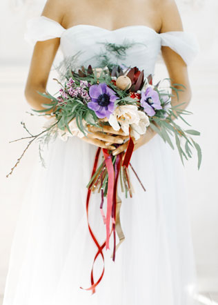 весенняя фотосессия невесты, букет невесты