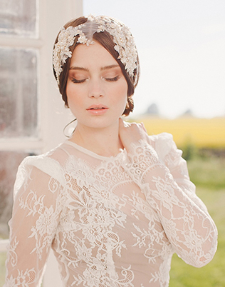Стильные альтернативы классической фате, вуаль, bridal caps и кружевные ленты