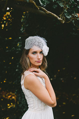 Стильные альтернативы классической фате, вуаль, bridal caps и кружевные ленты