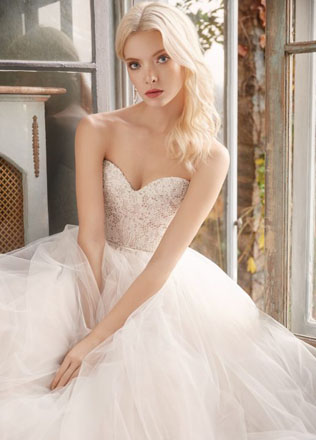 Коллекция свадебных платьев Alvina Valenta весна-лето 2016 