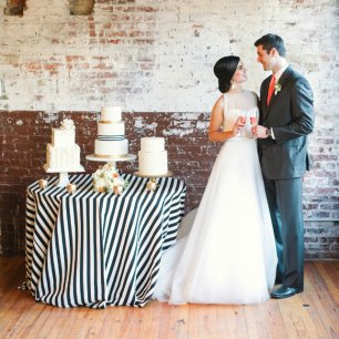 Полосатая свадьба в чёрно-белых тонах