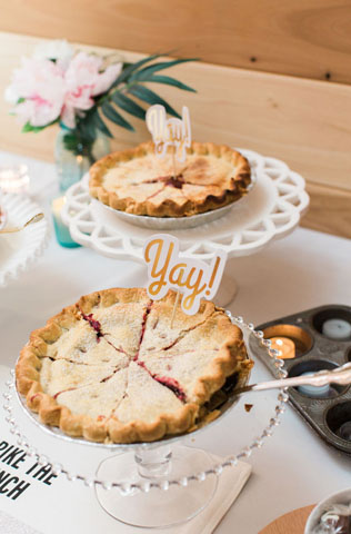 По-домашнему: ароматные пироги вместо свадебного торта! 