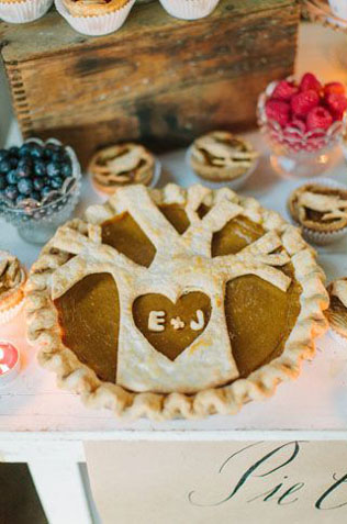 По-домашнему: ароматные пироги вместо свадебного торта! 