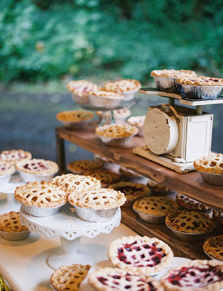 По-домашнему: ароматные пироги вместо свадебного торта! 