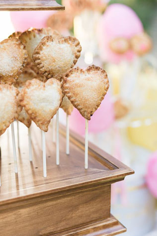 По-домашнему: ароматные пироги вместо свадебного торта! 