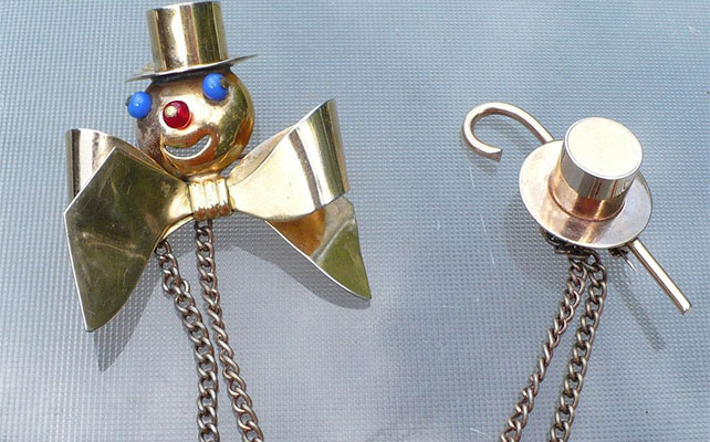 Железная бабочка для жениха и друзей жениха на свадьбе