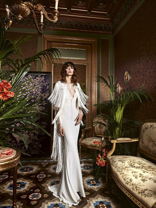 В стиле бохо: свадебные платья с бахромой 