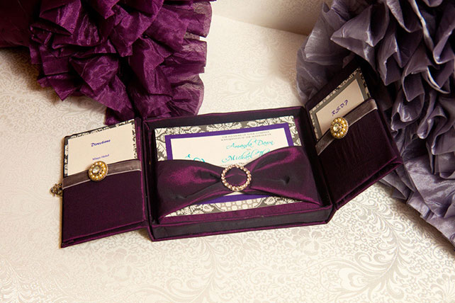 бархат в декоре свадьбы, бархатные приглашения