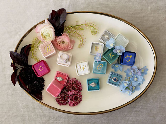 Стильные детали: бархатные коробочки для колец 