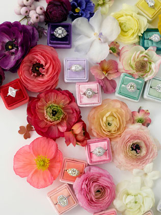 Стильные детали: бархатные коробочки для колец 