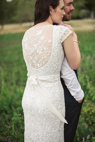 Культовые спинки свадебных платьев 