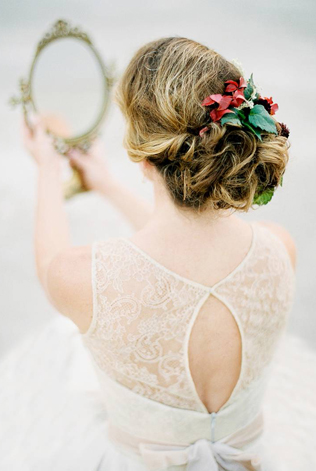 Культовые спинки свадебных платьев 