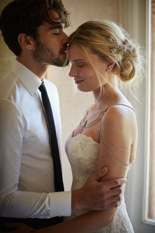 Осенняя коллекция свадебных платьев BHLDN 2015 