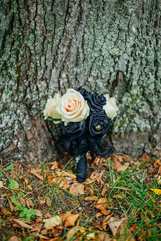 Фотопроект Blogger Bride, букет невесты, черные розы