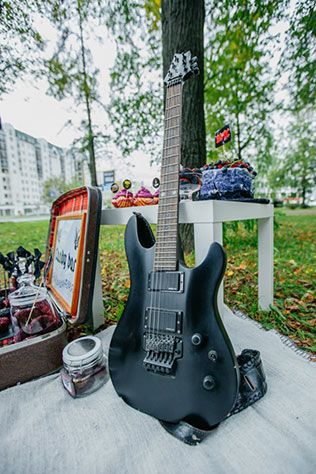 Фотопроект Blogger Bride, сладкий стол, электрогитара, плед