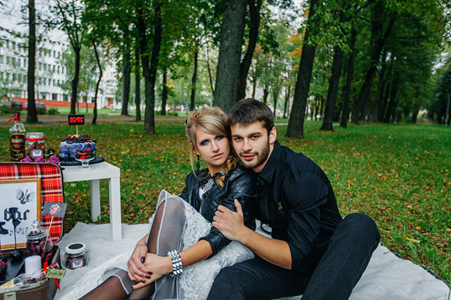 Фотопроект Blogger Bride, в парке, сладкий стол, электрогитара