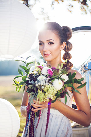 Фотопроект Blogger Bride, фотосессия в воздушном стиле, букет невесты, шары