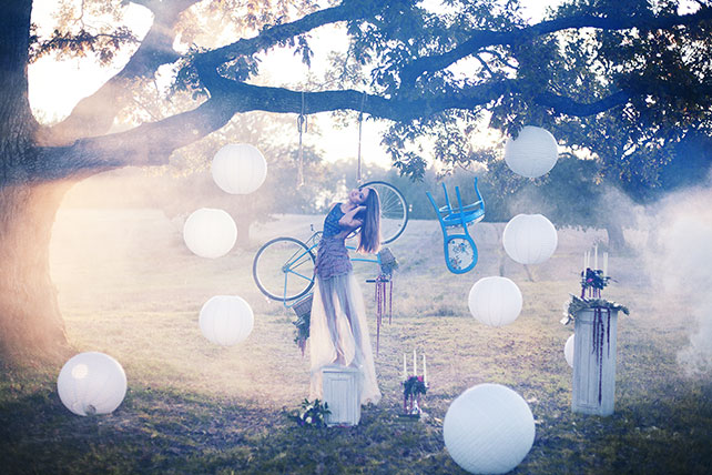 Фотопроект Blogger Bride, фотосессия в воздушном стиле, в дымке, иллюзия полета