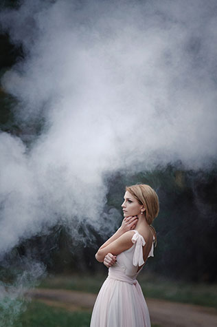 Фотопроект Blogger Bride, стиль бохо, невеста в дымке