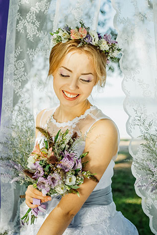 Фотопроект Blogger Bride. Часть 2, невеста с букетом прованс