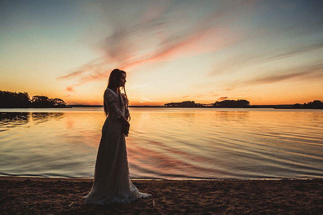 Фотопроект Blogger Bride - 3, невеста в образе лесной феи, на закате