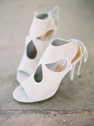 Холодное лето: ботильоны для невесты 