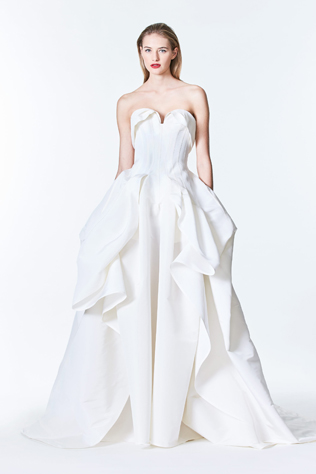 Bridal Fashion Week: 7 осенних трендов для невест 