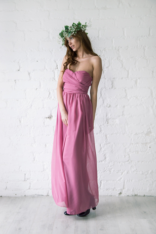 Советует BridesTeam: варианты вырезов для платьев подружек невесты 