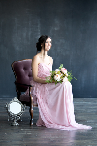 Советует BridesTeam: варианты вырезов для платьев подружек невесты 