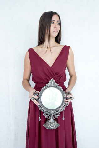 Советует BridesTeam: варианты вырезов для платьев подружек невесты 